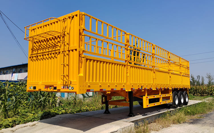 Tri Axle Fence Semi Trailer | 60 Ton Fence Truck Trailer with Stakes for Sale 