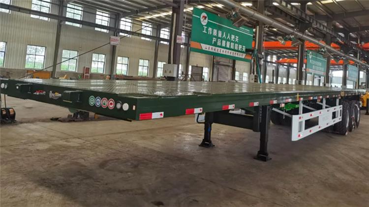 3 Axle Flatbed Truck Trailer for Sale In Ghana